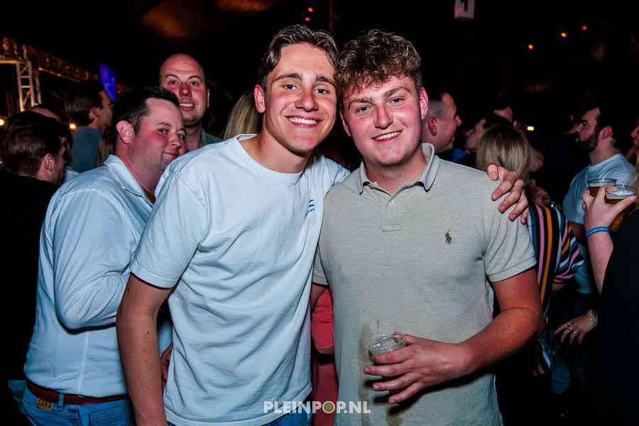 Publiek Bewerkt    (36)